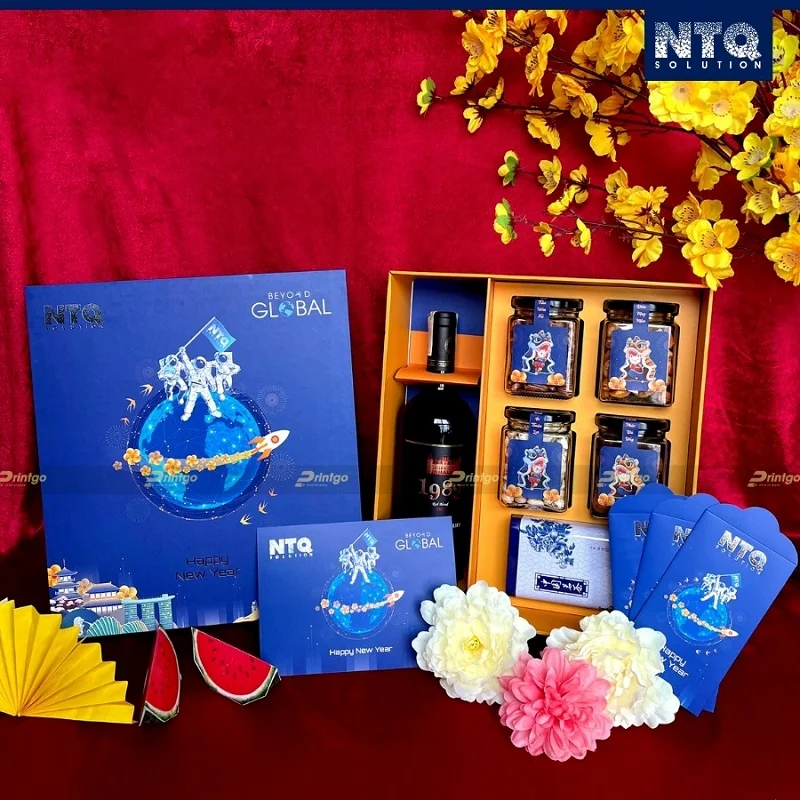 Hộp quà tết của NTQ Solution