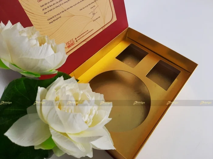 Cận cảnh khay đựng được gia công cầu kỳ