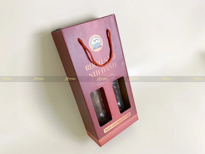 Mặt trước của hộp rượu đôi