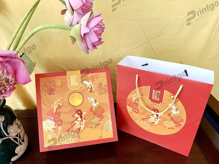 Túi giấy đi kèm