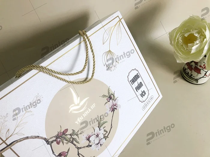Ép kim logo, tên thương hiệu