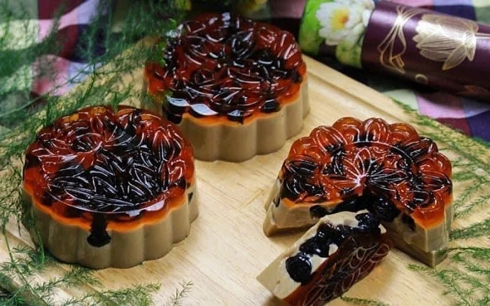 Bánh trung thu Trần Ngọc Mai có nhiều hương vị mới lạ