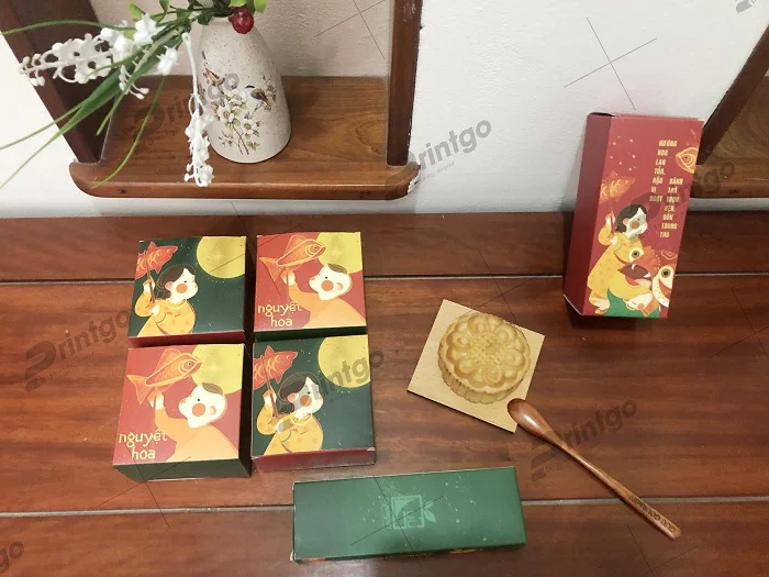 Hộp con đựng bánh, đựng trà và đựng dao