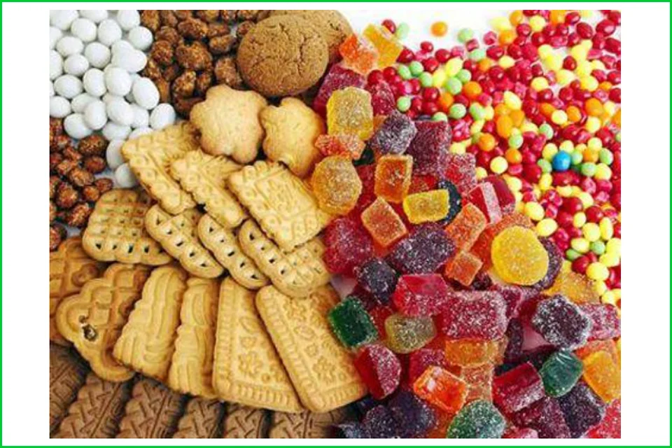 Bánh kẹo, thực phẩm có nhiều đường: