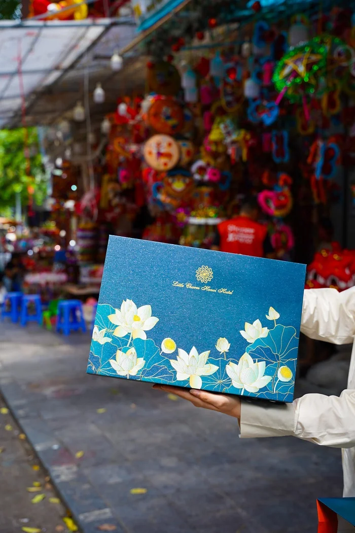 Hộp được thiết kế rất trẻ trung và hiện đại