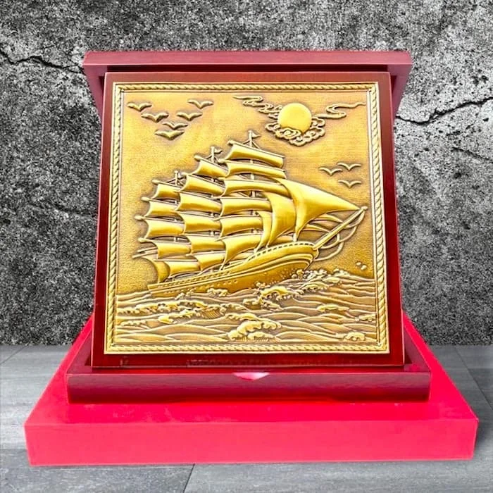 30 mẫu hộp quà tết doanh nghiệp 2024 sang trọng, độc đáo tặng khách hàng