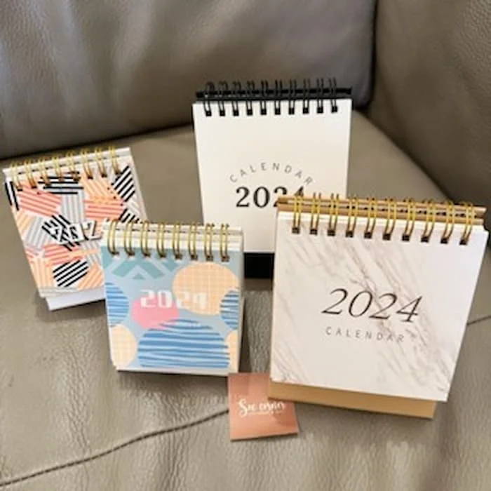 Top 20 mẫu lịch để bàn mini cute dễ thương nhất 2024 