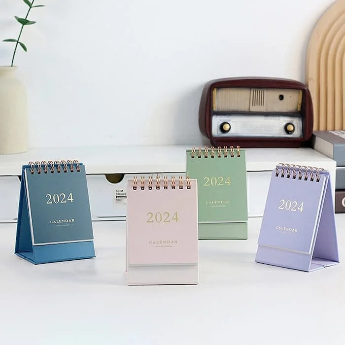 Tổng hợp mẫu lịch để bàn mini, cute