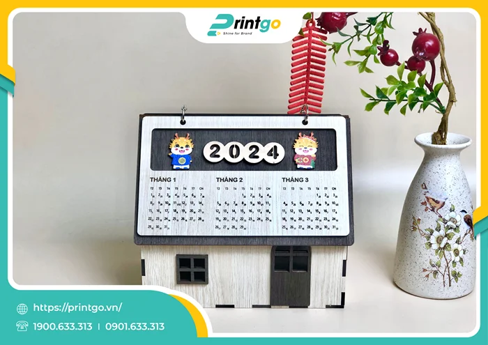 Lịch gỗ để bàn Viettel Post