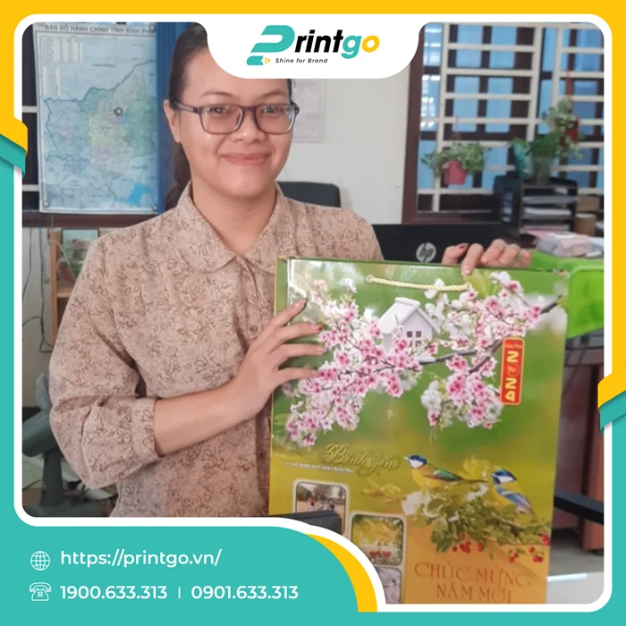 Quà biếu tặng nhân viên