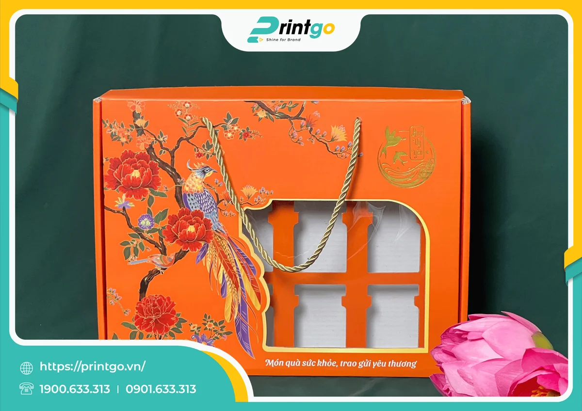 Hộp Yến được thiết kế với màu sắc tươi sáng, dễ chịu