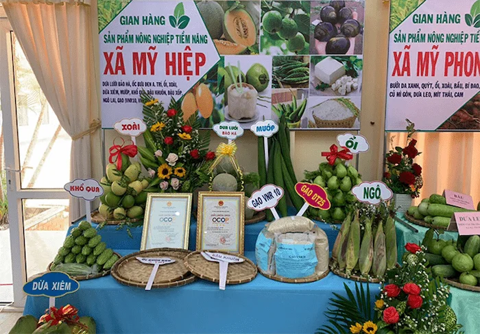 Gian hàng sản phẩm nông nghiệp tiềm năng của xã Mỹ Hiệp