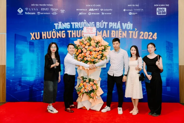 Tăng trưởng bứt phá với xu hướng thương mại điện tử năm 2024