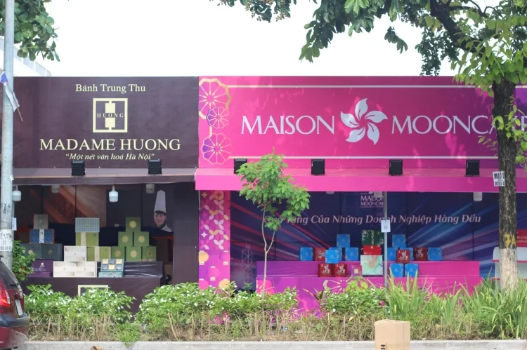 Một số mẫu gian hàng bán bánh trung thu hiện nay