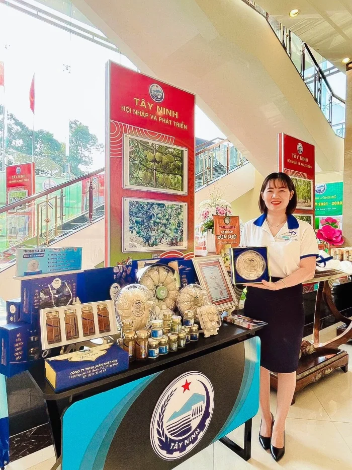 Sức hút của hộp yến cao cấp Yến Loan được thiết kế và in ấn bởi Printgo