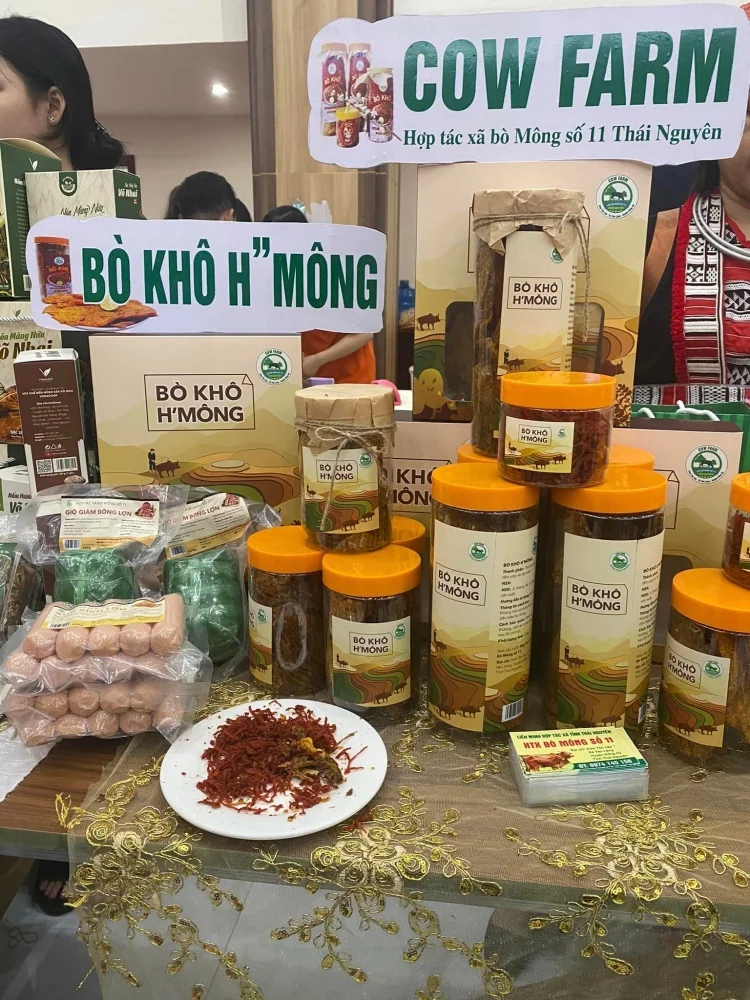 Cow Farm và Printgo: Thiết kế và in ấn bao bì Bò khô H'Mông đăng ký dự thi chứng nhận OCOP