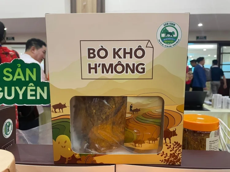 Cow Farm và Printgo: Thiết kế và in ấn bao bì Bò khô H'Mông đăng ký dự thi chứng nhận OCOP