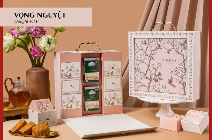 Thiết kế ấn tượng trong BST bánh Trung thu Fortuna