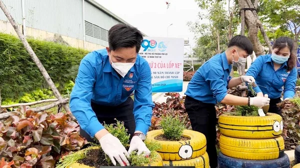 Tổng hợp những hình ảnh đẹp về Đoàn thanh niên Việt Nam