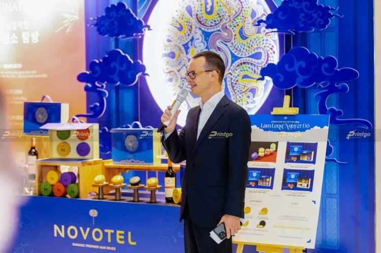 Khách sạn Novotel Đà Nẵng ra mắt BST hộp bánh trung thu 2024 “Lam Long Nguyệt Đô" do Printgo sản xuất