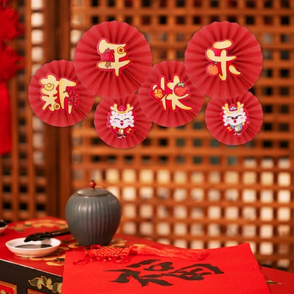 Mẫu quạt trang trí Tết đẹp