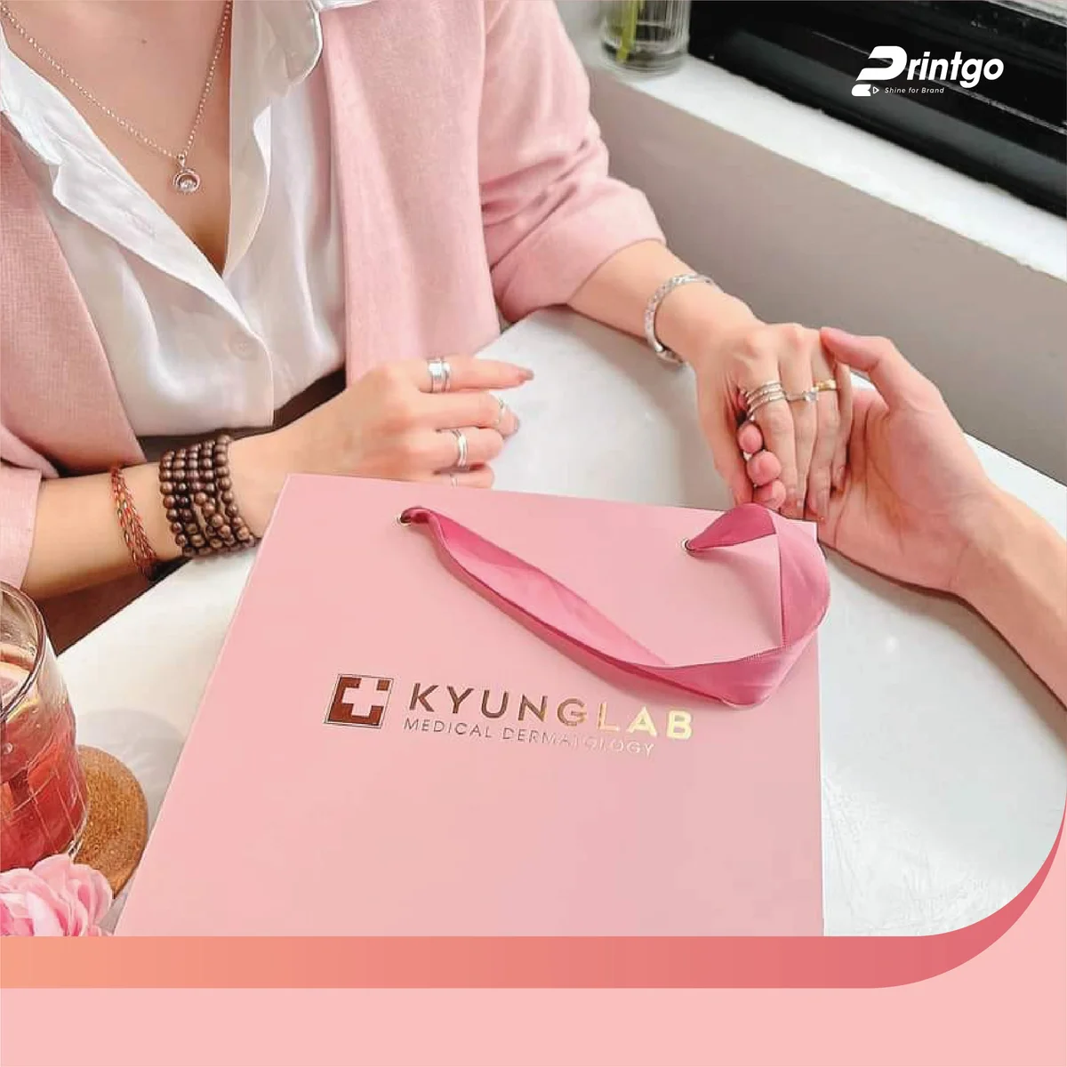 Chọn lọc 15 bộ quà tặng 20/10 ý nghĩa giúp bạn ghi điểm trong mắt phái đẹp
