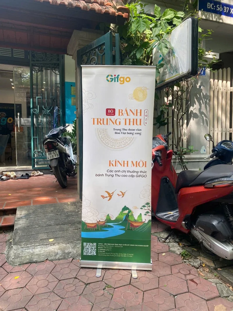 Standee trung thu