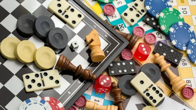 Board game là gì? Dịch vụ thiết kế và in Board game sáng tạo theo yêu cầu