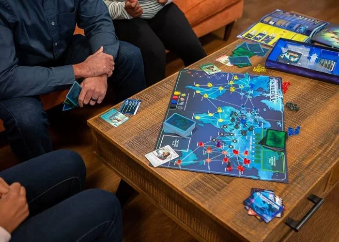 TOP 12+ board game 4 người hay, kinh điển nhất