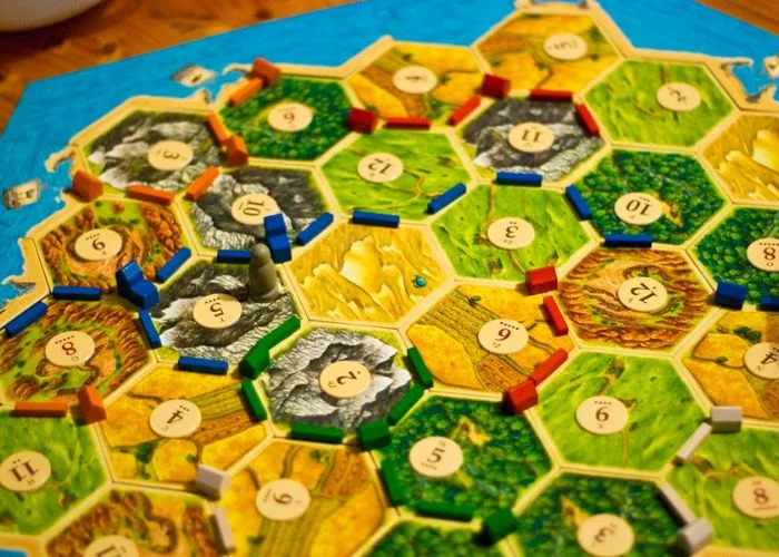 TOP 12+ board game 4 người hay, kinh điển nhất