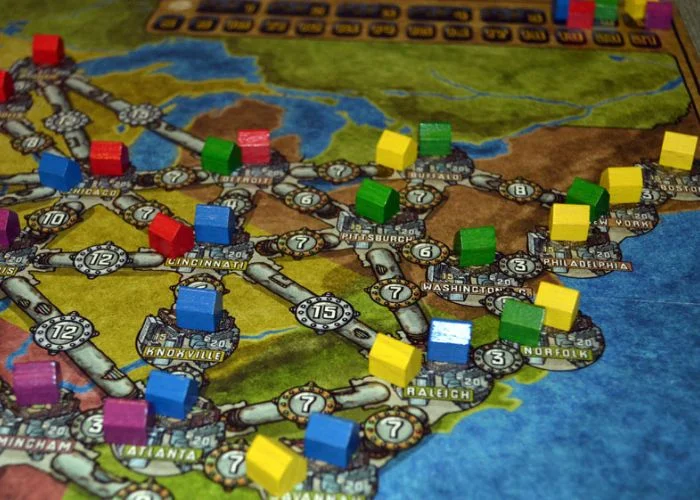 TOP 12+ board game 4 người hay, kinh điển nhất