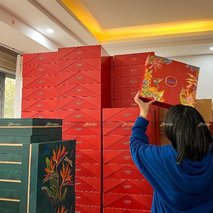 Dự án thiết kế và in hộp quà tết LeeA.Cake 2025 | Printgo