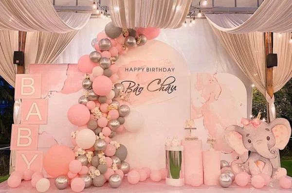 Background và backdrop là gì? Background và backdrop khác nhau ở điểm nào?