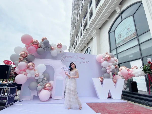 Background và backdrop là gì? Background và backdrop khác nhau ở điểm nào?