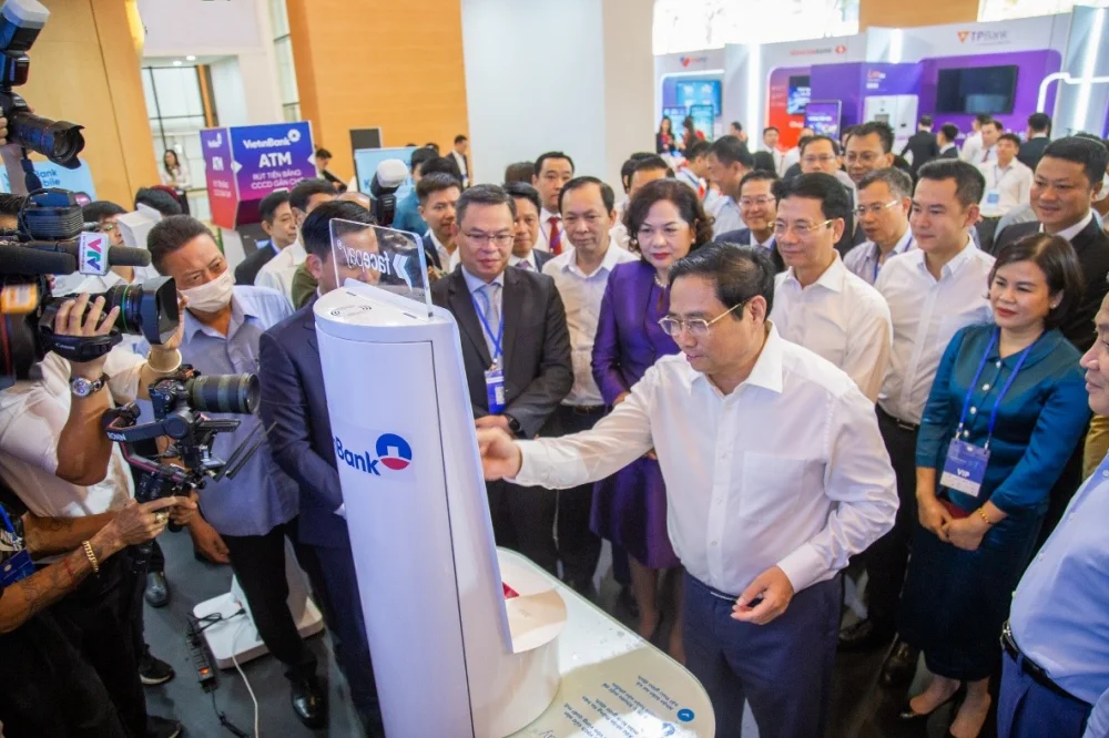 Dự án thiết kế và in ấn hộp đựng quà Tết VietinBank 2025 | Printgo