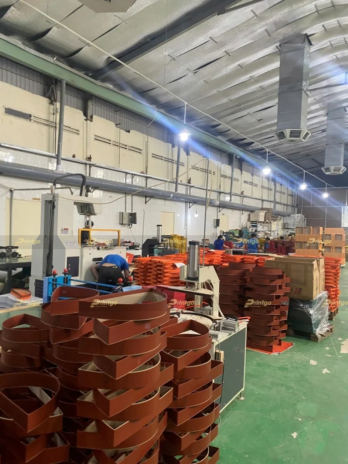 Thiết kế & in hộp giấy đựng quần áo - In nhanh, bền đẹp, giá tận xưởng