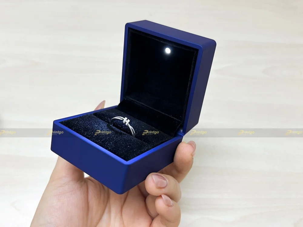 Dự án thiết kế và in hộp đựng trang sức Vitadairy