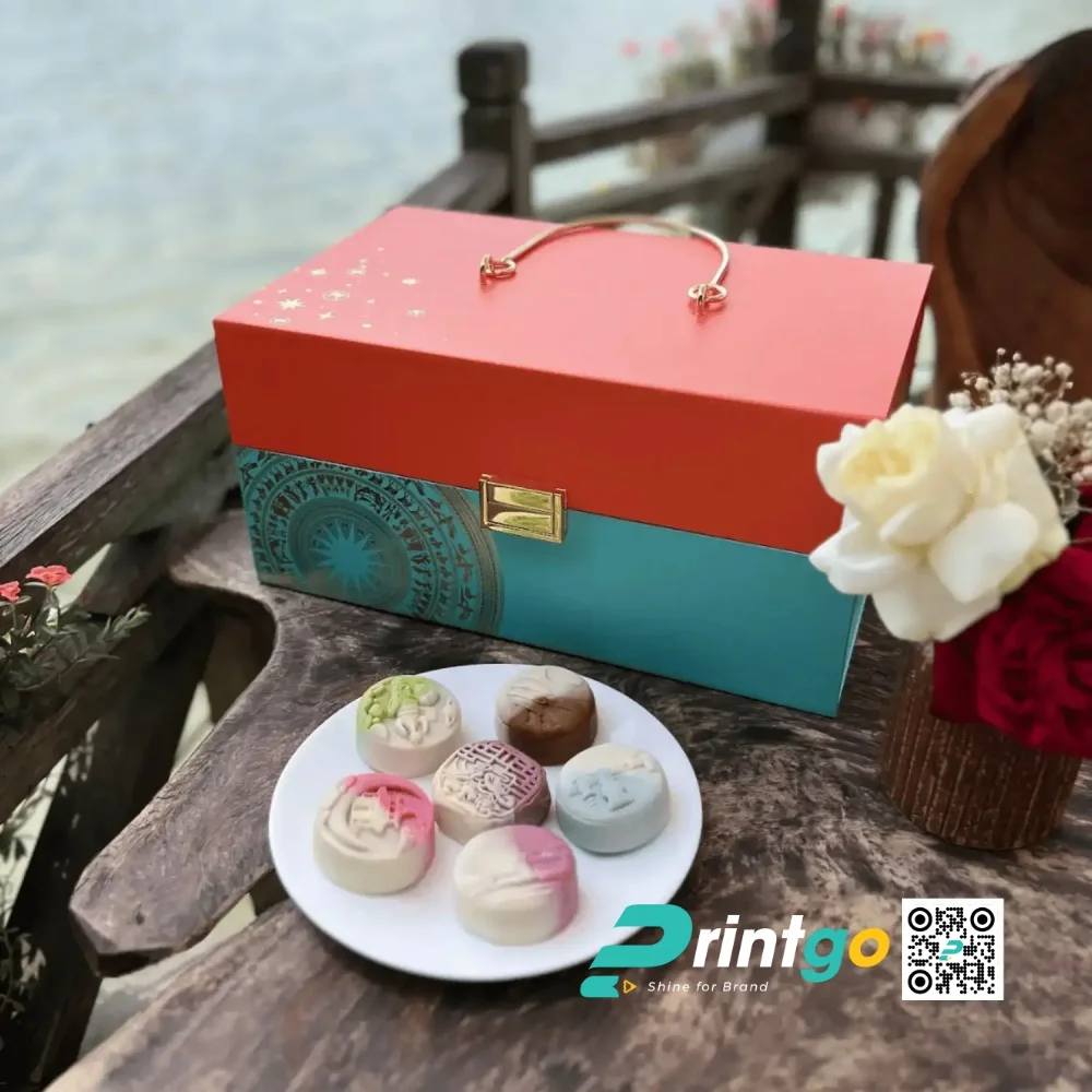 Hộp đựng bánh trung thu G4U với quai xách kim loại sang trọng và tinh tế