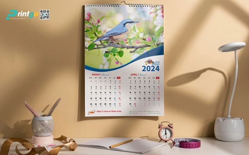 Mẫu lịch treo tường họa tiết thiên nhiên đẹp mắt 