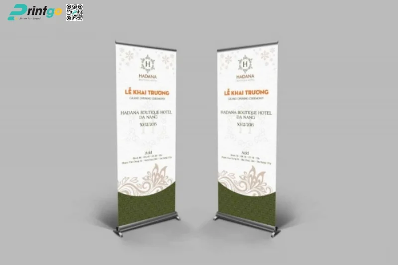 Standee khai trương phong cách tối giản 