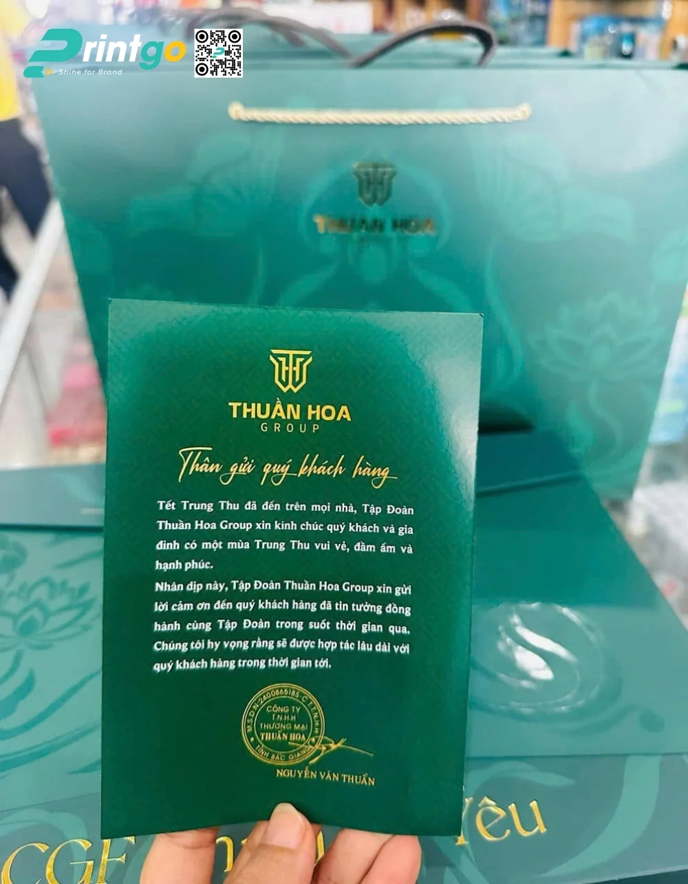 Lời chúc từ thương hiệu gửi trao trong hộp bánh trung thu Thuần Hoa Group
