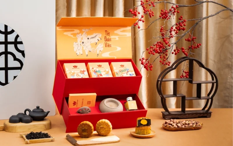 Bộ sưu tập những mẫu hộp bánh trung thu đông trùng hạ thảo “Best-seller” 2025 Bộ sưu tập những mẫu hộp bánh trung thu đông trùng hạ thảo “Best-seller” 2025