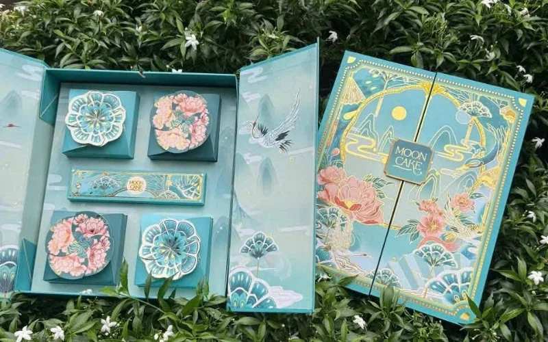 Bộ sưu tập những mẫu hộp bánh trung thu đông trùng hạ thảo “Best-seller” 2025 Bộ sưu tập những mẫu hộp bánh trung thu đông trùng hạ thảo “Best-seller” 2025