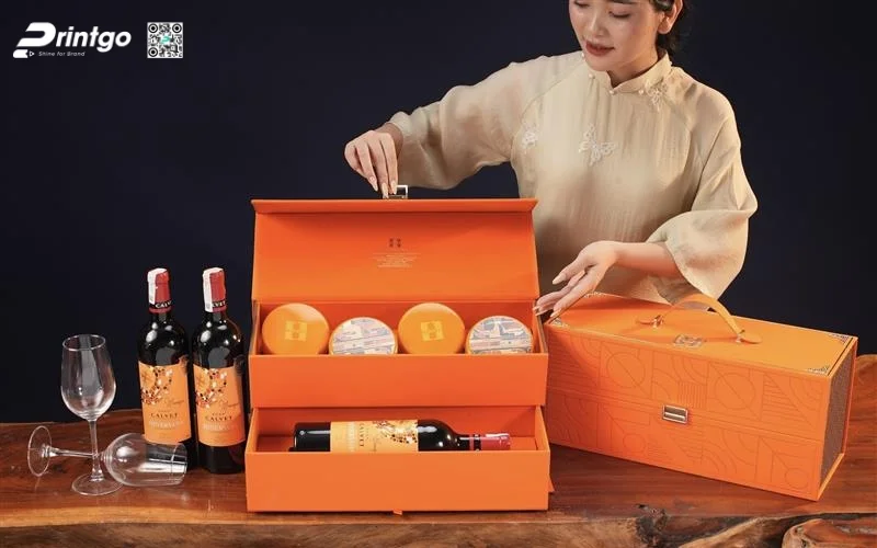 Mẫu hộp bánh trung thu kèm rượu loại 4 bánh