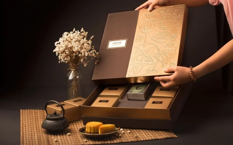 Nhóm mẫu hộp bánh trung thu kèm trà 4 bánh Nhóm mẫu hộp bánh trung thu kèm trà 4 bánh