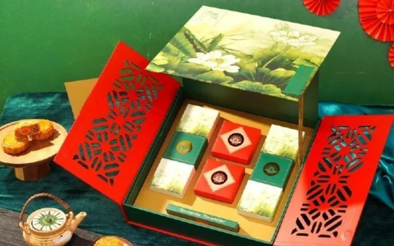 Nhóm mẫu hộp bánh trung thu kèm trà 6 bánh Nhóm mẫu hộp bánh trung thu kèm trà 6 bánh