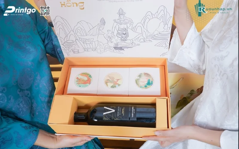 Mẫu hộp bánh trung thu kèm rượu loại 3 bánh