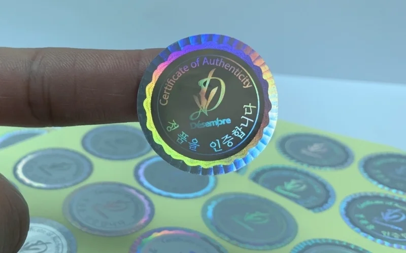 Mẫu in tem niêm phong dạng hologram - hologram 3D