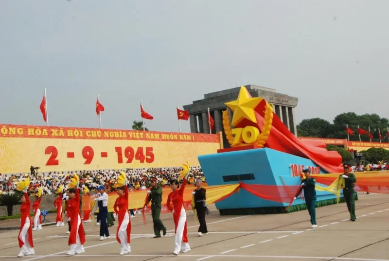 Ảnh mừng kỉ niệm 70 năm quốc kháng 2/9 năm 2015