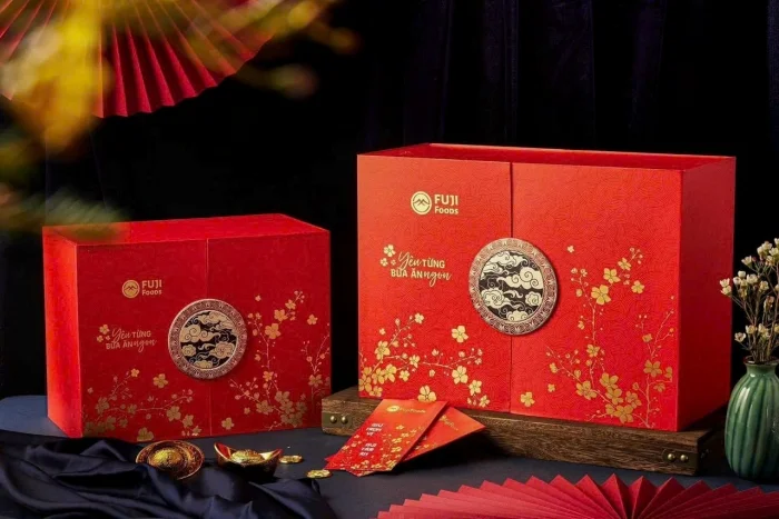 Hộp mở cánh bướm đựng quà Tết Fuji Foods Hộp mở cánh bướm đựng quà Tết Fuji Foods
